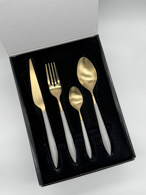 BUGATTI SET POSATE 24 PZ COMPACT ARES GRIGIO /GOLD