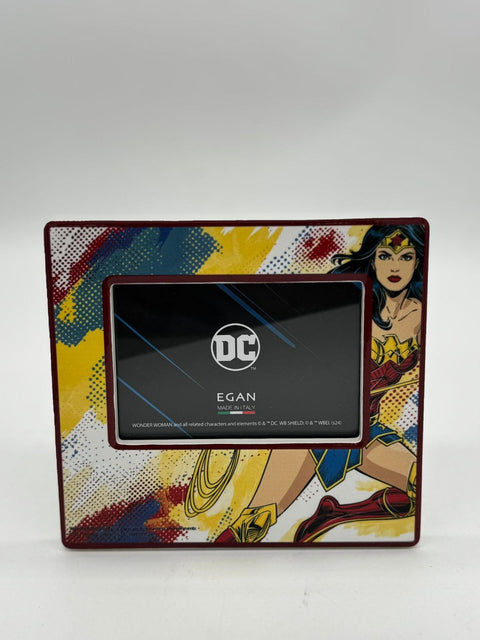EGAN P/FOTO WONDER WOMAN 18X20 (INT. 10X15)