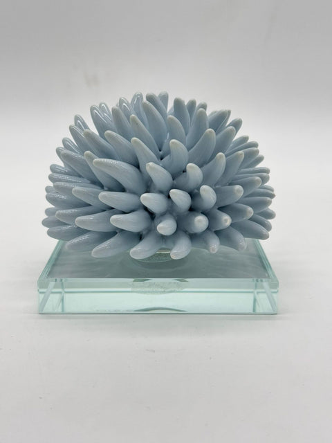 SARA'S IDEA RICCIANE' SU BASE CRISTALLO 10x10x8.5 COLORE CIELO