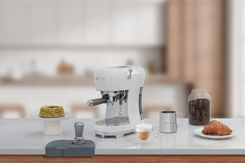 Smeg Macchina da caffè espresso Bianca Anni 50