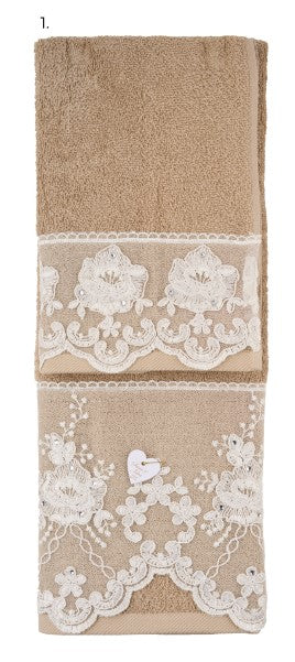 SARA'S IDEA SET ASCIUGAMANO CON OSPITE IN SPUGNA CON PIZZO FIORI CON STRASS CON SCATOLA