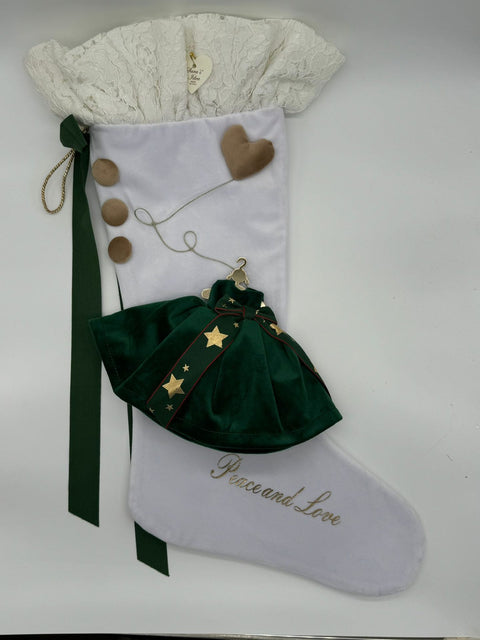 Sara's Idea calza befana media in velluto bianco con rouche  27x48 con vestitino e stampa "peace and love"