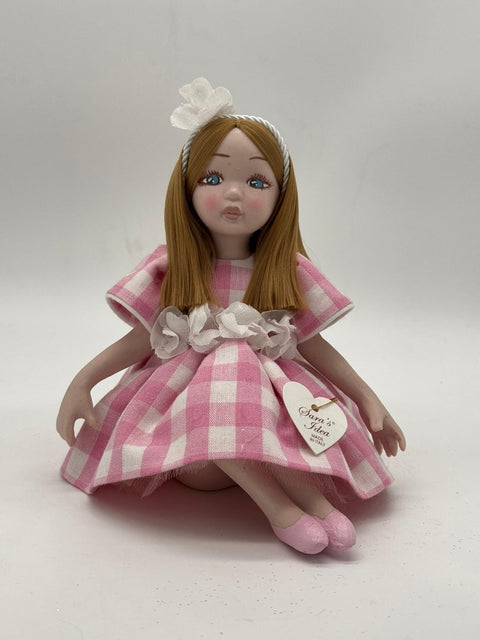 SARA'S IDEA BARBIE PERSONAGGIO IN PORCELLANA H18