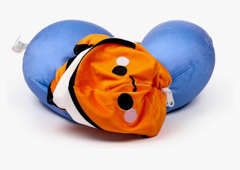 PUCKATOR CUSCINO DA VIAGGIO CON PELUCHE 2 IN 1 FINLEY IL PESCE PAGLIACCIO