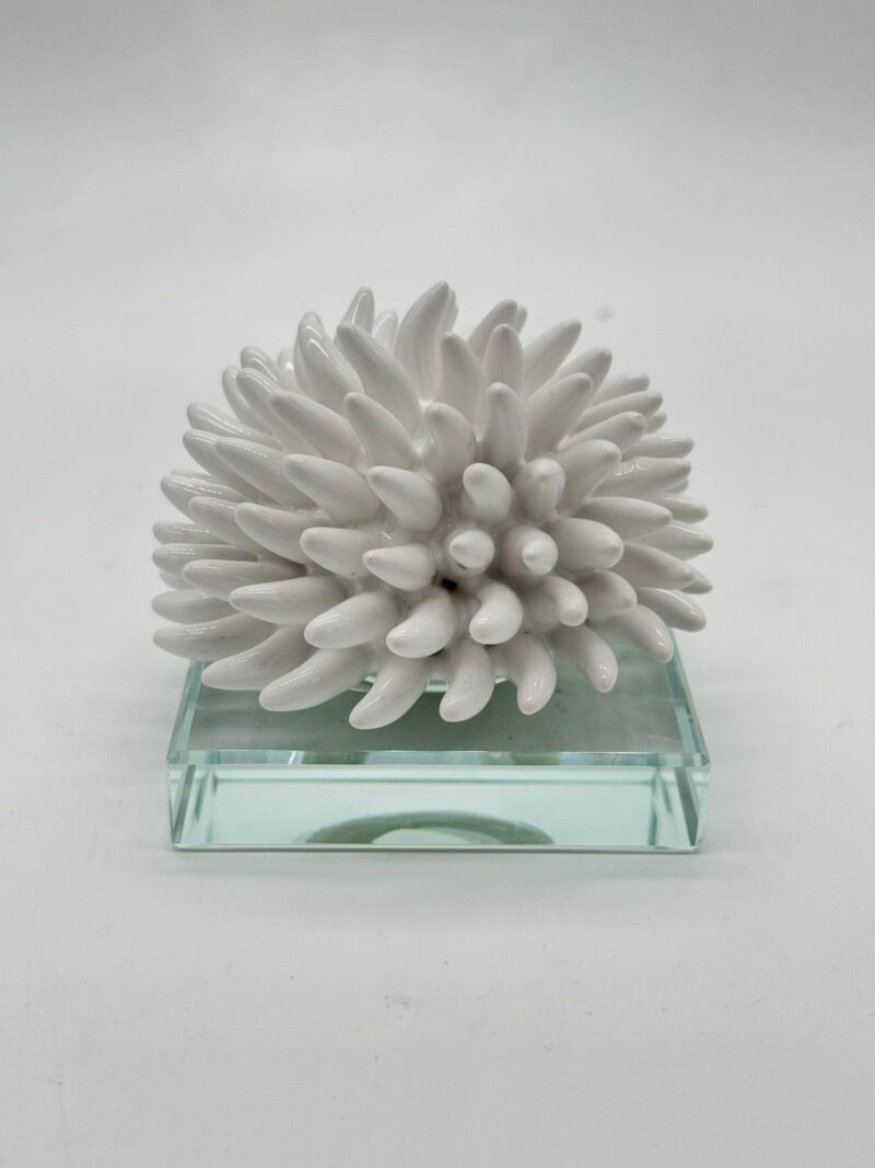 SARA'S IDEA RICCIANE' SU BASE CRISTALLO 7.5X7.5X6.5 COLORE BIANCO